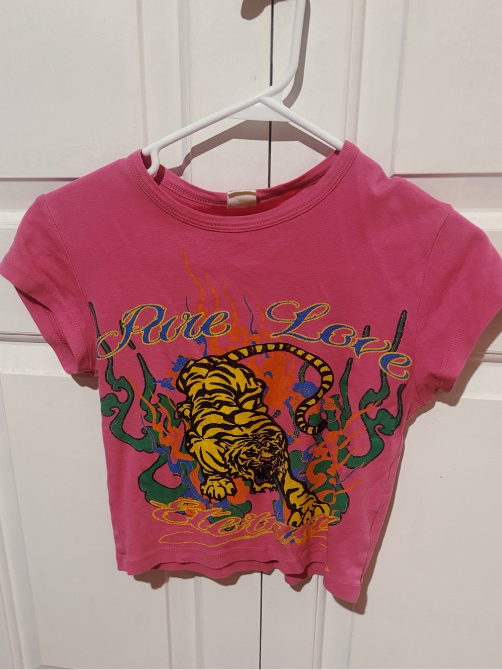Urban outfitters Pink Graphic Tiger Crop Tee